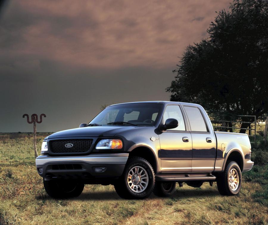  Ford F-150 SuperCrew Cab 2001 года  (фото 96 из 96)